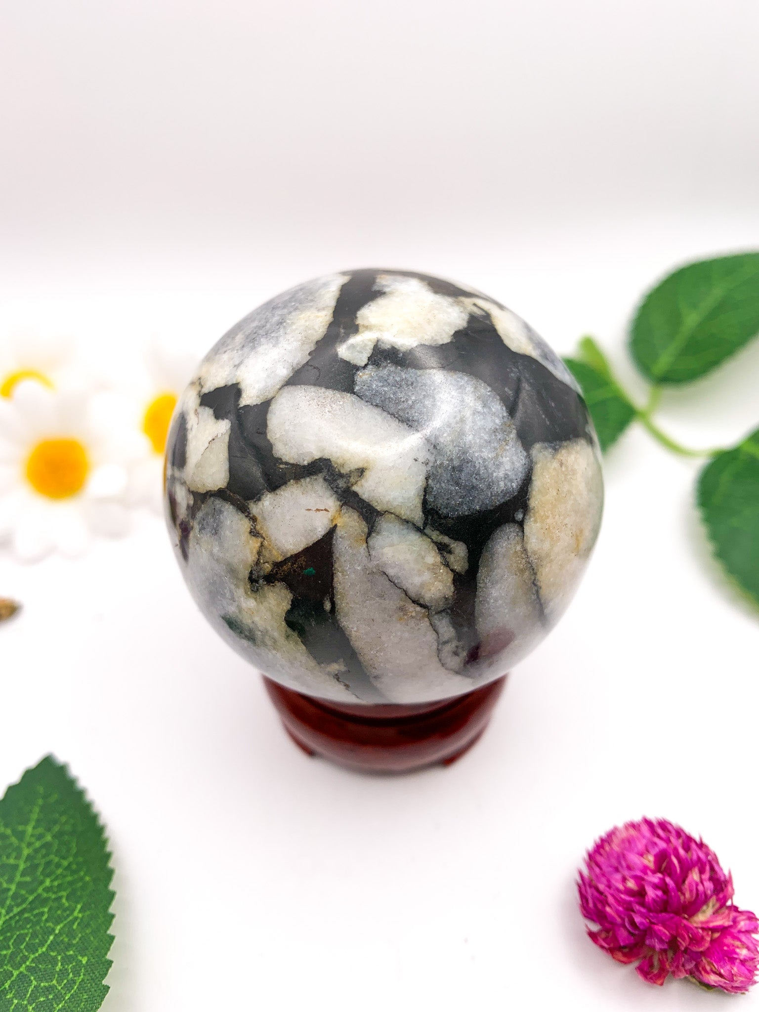 shell jasper sphere