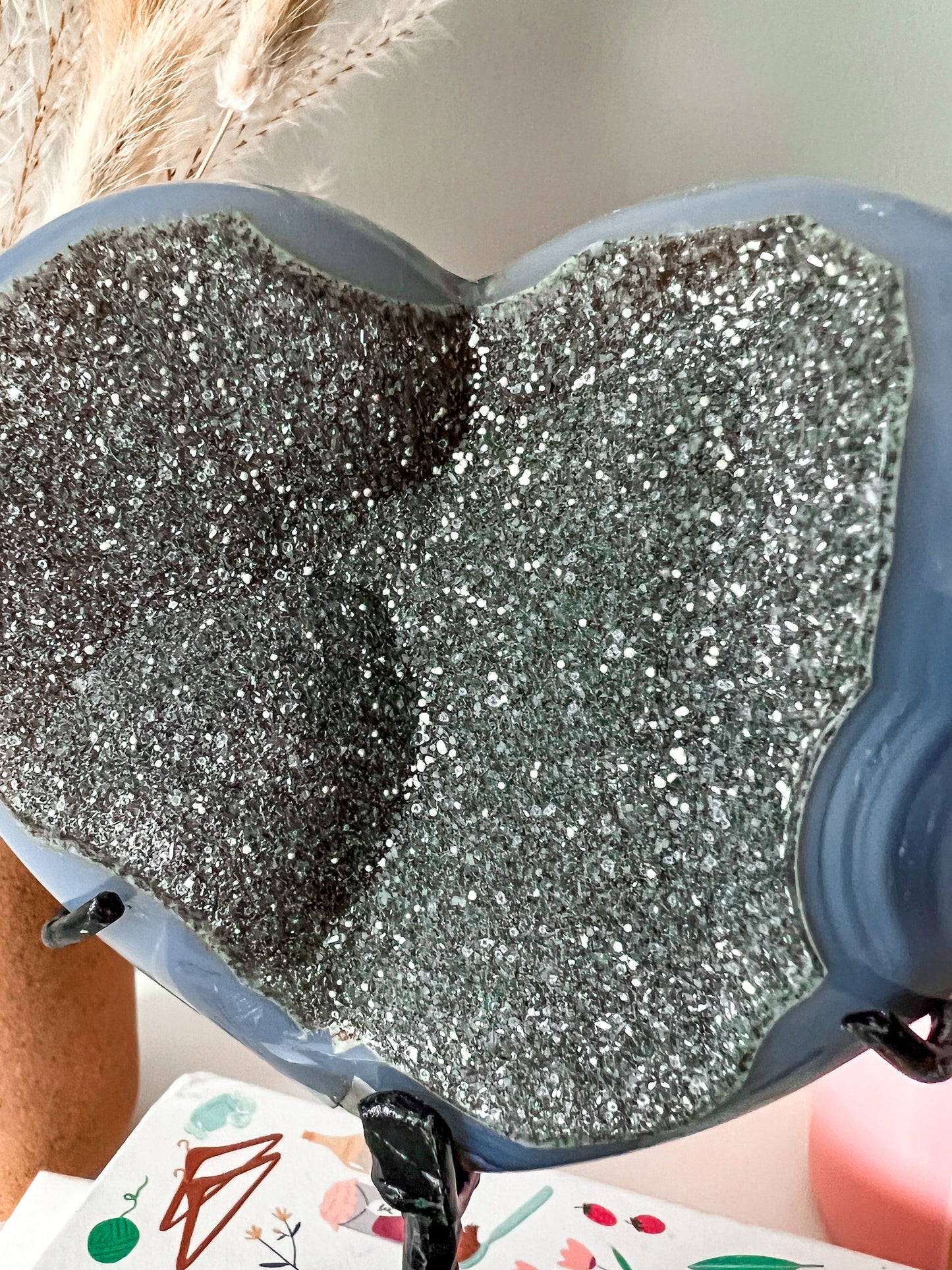 Druzy Agate Heart with Custom Stand